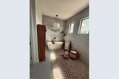 1913 NE 34th Ter, Cape Coral, FL 33909 - Photo 19