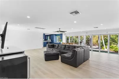 240 Southwinds Dr, Sanibel, FL 33957 - Photo 5