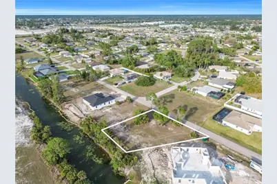 3440 NE 17th Pl, Cape Coral, FL 33909 - Photo 5