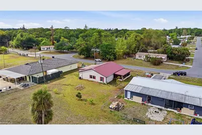 2405 Zoysia Ln, North Fort Myers, FL 33917 - Photo 41