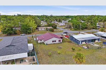 2405 Zoysia Ln, North Fort Myers, FL 33917 - Photo 35