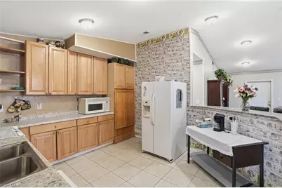 2405 Zoysia Ln, North Fort Myers, FL 33917 - Photo 5