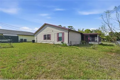 2405 Zoysia Ln, North Fort Myers, FL 33917 - Photo 29