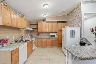 2405 Zoysia Ln, North Fort Myers, FL 33917 - Photo 7