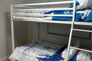 1427 NE 8th Pl, Cape Coral, FL 33909 - Photo 3