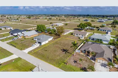 2113 NE 15th Ter, Cape Coral, FL 33909 - Photo 11