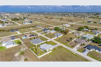 2113 NE 15th Ter, Cape Coral, FL 33909 - Photo 25