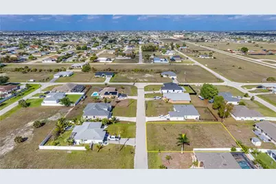 2113 NE 15th Ter, Cape Coral, FL 33909 - Photo 15