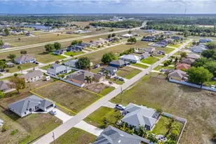 2113 NE 15th Terrace, Cape Coral, FL 33909 - Photo 33