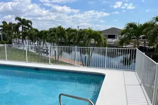 2026 SW 40th Terrace, Cape Coral, FL 33914 - Photo 9