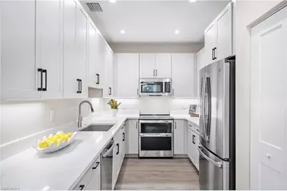 13068 Georges Cay Pl, Fort Myers, FL 33913 - Photo 9