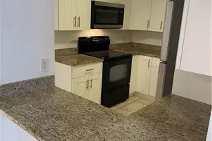 4906 Victoria Dr, Cape Coral, FL 33904 - Photo 7