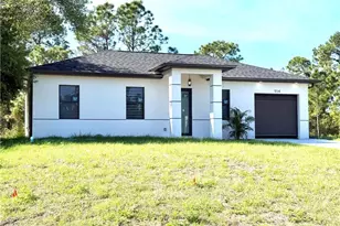 914 Sunrise Blvd, Lehigh Acres, FL 33974 - Photo 3