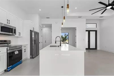 800 NW 8th Ter, Cape Coral, FL 33993 - Photo 11