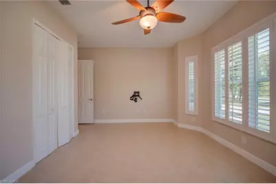 638 Parkdale Blvd, Lehigh Acres, FL 33974 - Photo 23