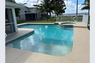 4473 E Riverside Dr, Fort Myers, FL 33905 - Photo 5