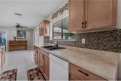 2013 Clipper Ter, Labelle, FL 33935 - Photo 11