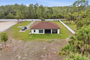 3043 18th Ave NE, Naples, FL 34120 - Photo 33