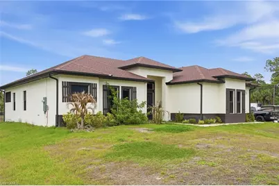 3043 18th Ave NE, Naples, FL 34120 - Photo 3