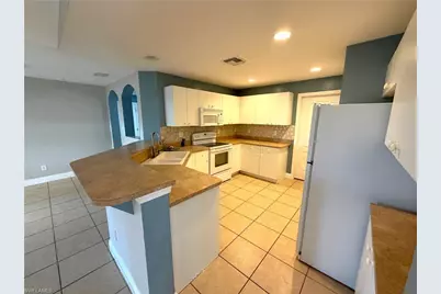 2325 NW 25th Ter, Cape Coral, FL 33993 - Photo 3