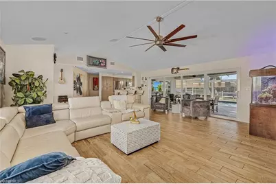 134 SW 53rd Ter, Cape Coral, FL 33914 - Photo 7