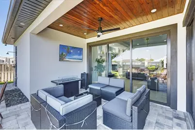 1013 Chaplin Ave, Lehigh Acres, FL 33971 - Photo 5