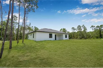 718 Bennington Dr, Lehigh Acres, FL 33974 - Photo 37