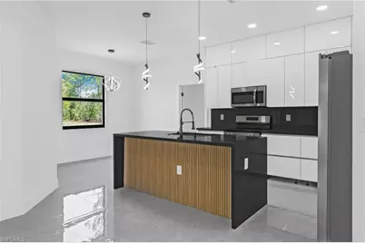 718 Bennington Dr, Lehigh Acres, FL 33974 - Photo 17