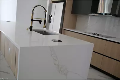 214 SE 8th St, Cape Coral, FL 33990 - Photo 11