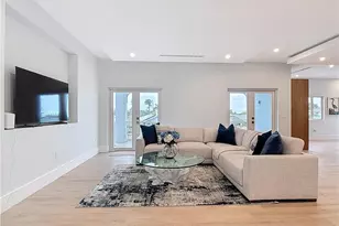 445 Madison Ct, Fort Myers Beach, FL 33931 - Photo 7