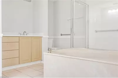 14819 Laguna Dr #403, Fort Myers, FL 33908 - Photo 23