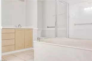 14819 Laguna Dr, Fort Myers, FL 33908 - Photo 23