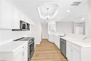 14819 Laguna Dr, Fort Myers, FL 33908 - Photo 3