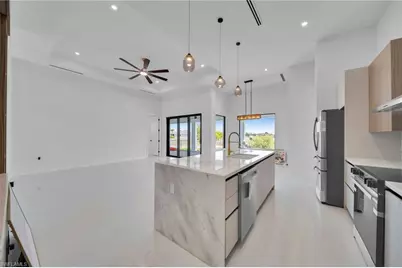 323 NW 11th Ter, Cape Coral, FL 33993 - Photo 5