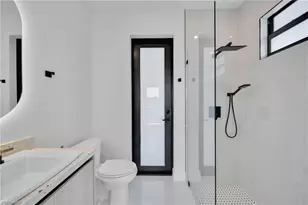 323 NW 11th Terrace, Cape Coral, FL 33993 - Photo 25