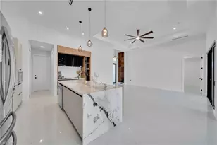 323 NW 11th Terrace, Cape Coral, FL 33993 - Photo 9