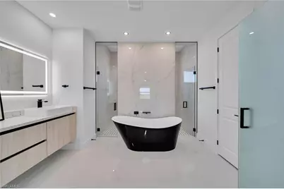 323 NW 11th Ter, Cape Coral, FL 33993 - Photo 19