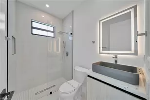 323 NW 11th Terrace, Cape Coral, FL 33993 - Photo 23