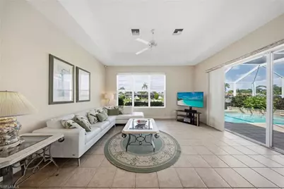 1635 SE 40th St, Cape Coral, FL 33904 - Photo 5