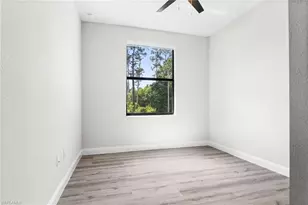 923 Alcalde St E, Lehigh Acres, FL 33974 - Photo 9