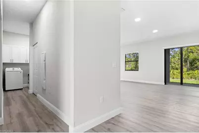 923 Alcalde St E, Lehigh Acres, FL 33974 - Photo 19