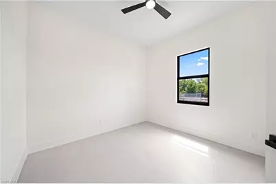 2705 Darlene Pl, Lehigh Acres, FL 33971 - Photo 11