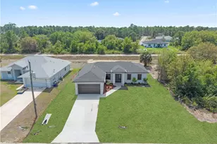 2705 Darlene Pl, Lehigh Acres, FL 33971 - Photo 29