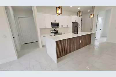 1402 5th Ave, Lehigh Acres, FL 33972 - Photo 5