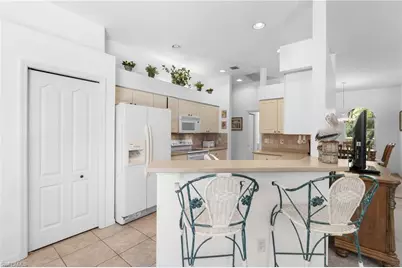 25900 Creekbend Dr, Bonita Springs, FL 34135 - Photo 17