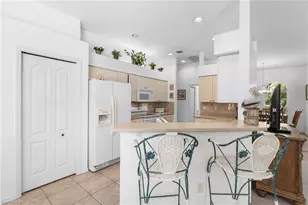 25900 Creekbend Dr, Bonita Springs, FL 34135 - Photo 17