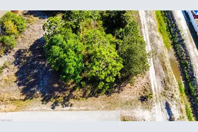 3421 39th St SW, Lehigh Acres, FL 33976 - Photo 7