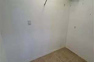 311 SW 48th Terrace, Cape Coral, FL 33914 - Photo 9