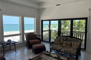 484 Gulf Bend Dr, Captiva, FL 33924 - Photo 9