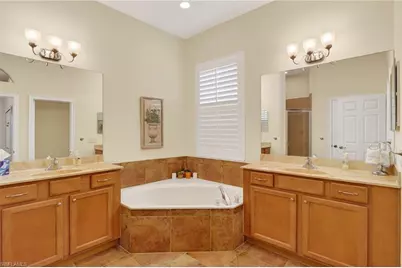 11801 Pine Timber Ln, Fort Myers, FL 33913 - Photo 27
